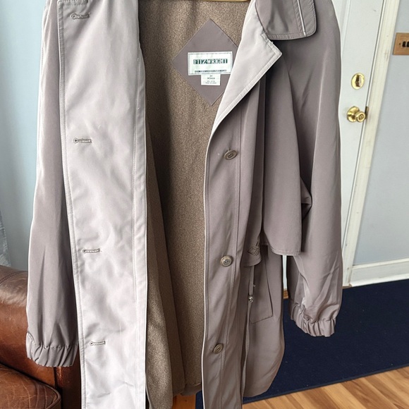 Women’s Taupe Trench Coat with Drawstring Waist - Picture 4 of 4